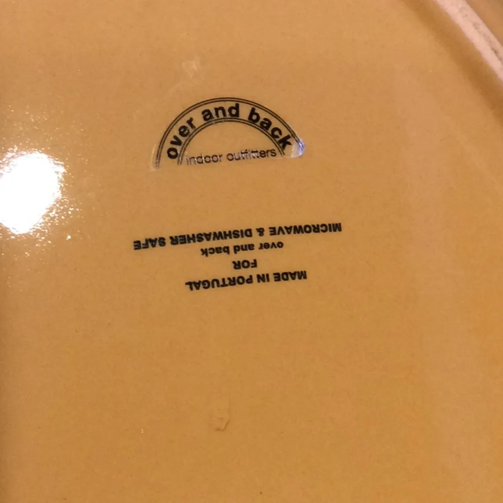 FINAL SALE PRICE Large Scallop Platter - Microwave Oven & DW Safe - Picture 4 of 6